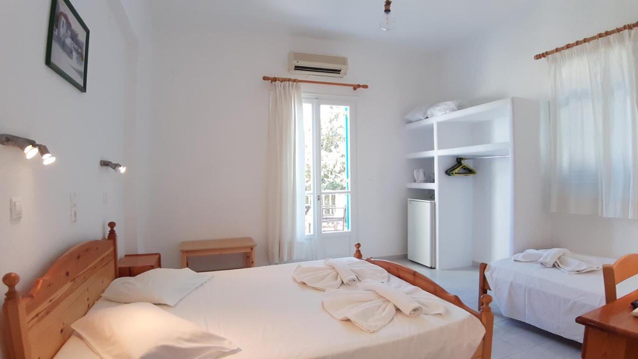 Bizas Rooms & Studios Páros 외부 사진