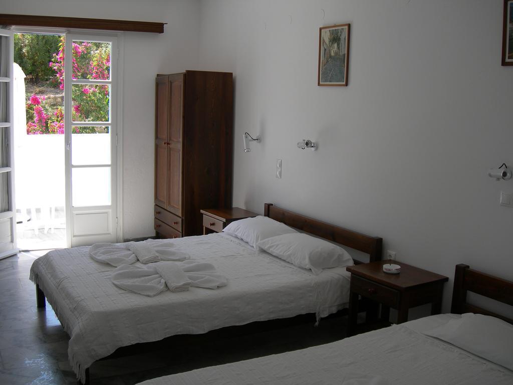 Bizas Rooms & Studios Páros 외부 사진