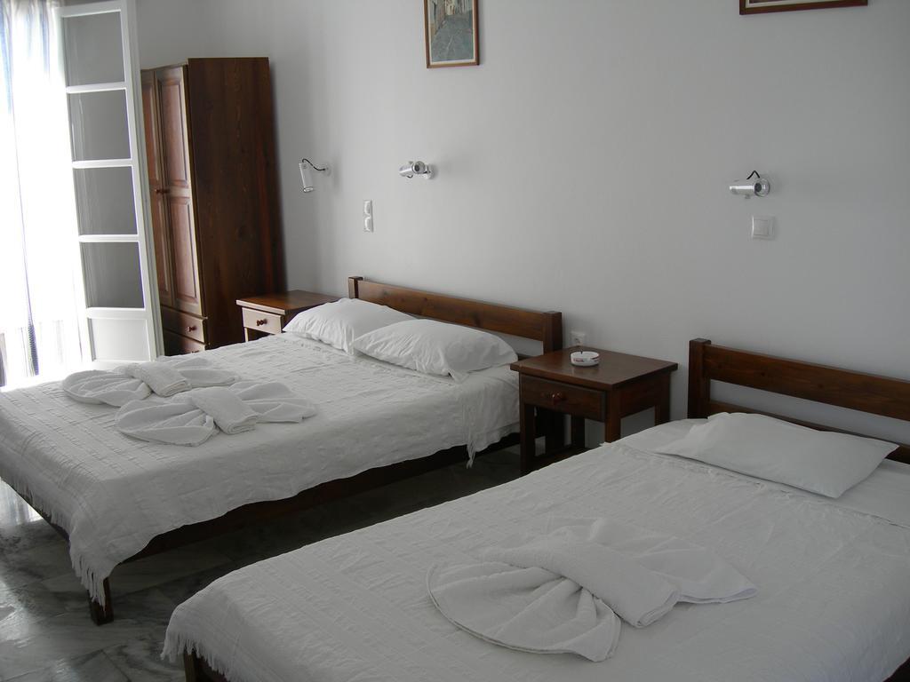 Bizas Rooms & Studios Páros 객실 사진