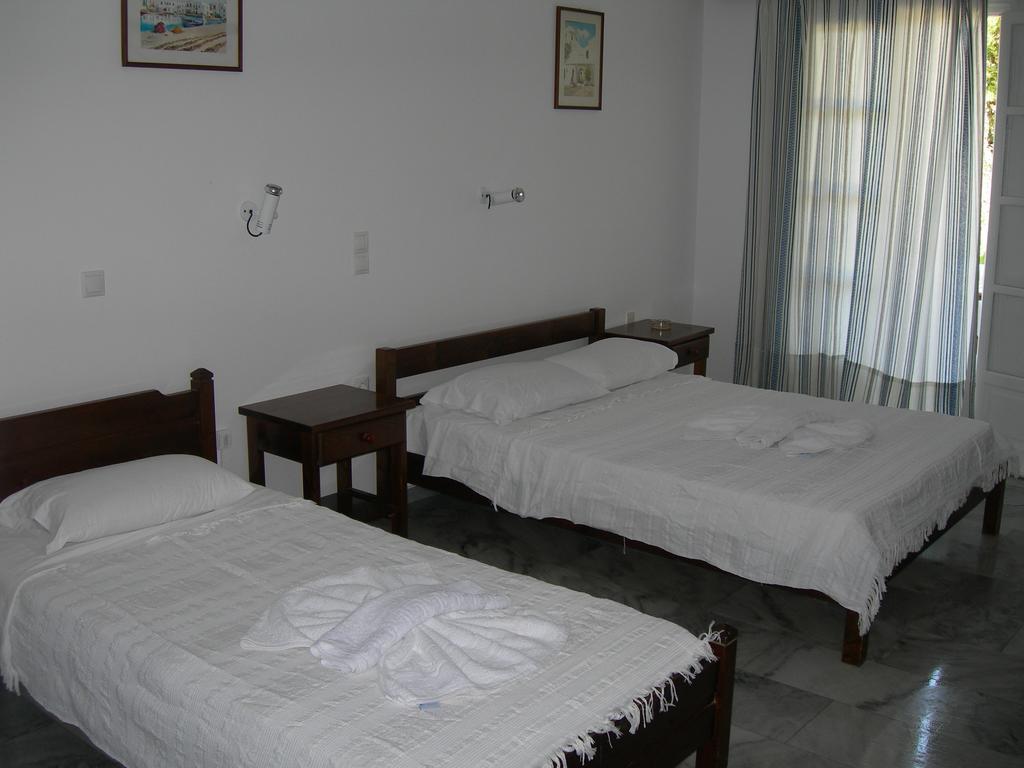 Bizas Rooms & Studios Páros 객실 사진