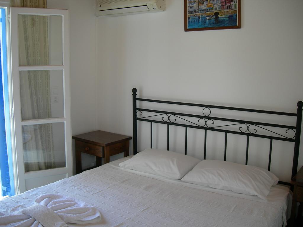 Bizas Rooms & Studios Páros 객실 사진