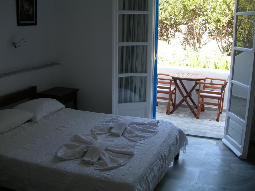 Bizas Rooms & Studios Páros 객실 사진