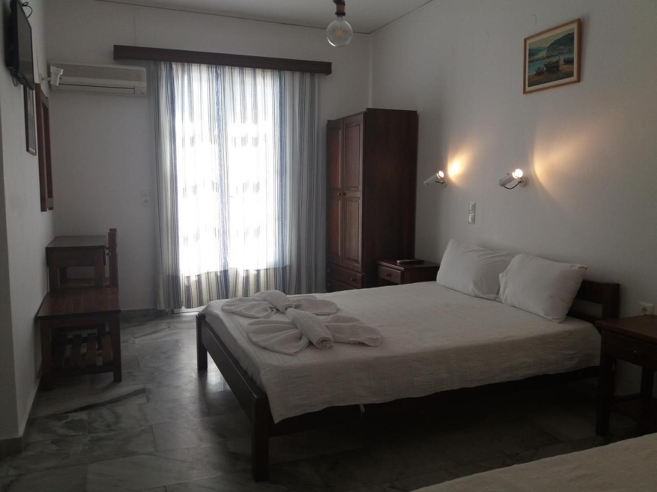 Bizas Rooms & Studios Páros 외부 사진